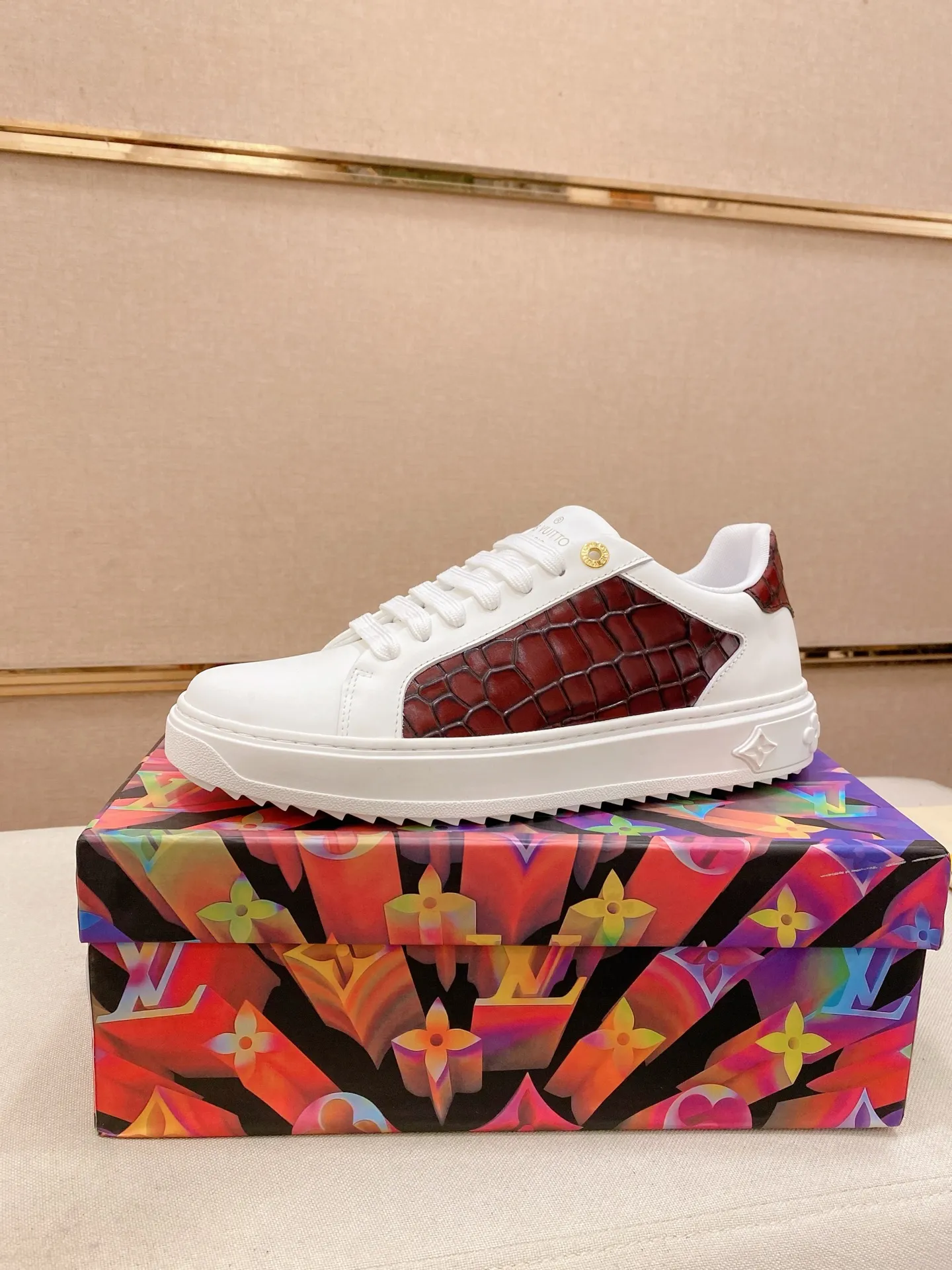 Men's shoes💰: 540💰(Niuli: full package) louis vuitton (Louis Vuitton/lv) top 🔍🔍 new models are on sale at the same time at the counter. The upper 🇮🇹 is imported from Italy, first-layer cowhide, and the lining is fully imported cowhide. 💪💪, completely 1⃣️ to 1 ⃣️Re-engraved🇮🇹💪💪, ⚠Sole: The original sole is specially provided by the original factory, the exclusive movable molded sole is super comfortable, ⚠The original factory follows the order, 🔍🔍high quality, you can enter and exit the counter at will, welcome to compare⚠. Code number:38-44